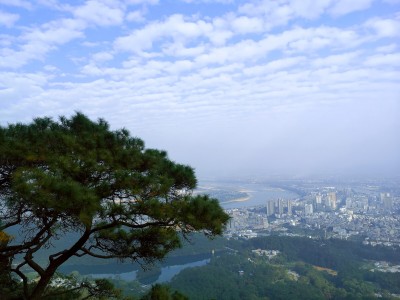 三亚桂平西山：壮乡奇景，美食文化，历史遗迹